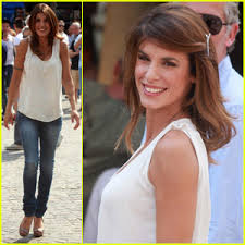 Gnocca da calendario, è nota a tutti per il suo talento nascosto, ma molto nascosto, di showgirl. Elisabetta Canalis Shoots Ferrero Commercial Elisabetta Canalis Just Jared