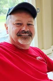 Gordon Burnett's Instagram, Twitter & Facebook