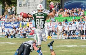 Mit corey chapman wechselt ein sehr erfahrener spieler von den stuttgart scorpions nach hall. Germany Nate Robitaille Leads Schwabisch Hall Unicorns Past Allgau Comets With 5 Tds