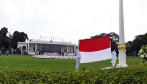 Istana besar istana bukit serene istana balon istana iskandariah. Peringatan Detik Detik Proklamasi Kemerdekaan Ri Digelar Di Istana Merdeka Mina News