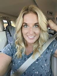 Laura Spath's Instagram, Twitter & Facebook