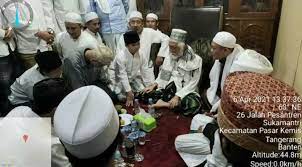 Check spelling or type a new query. Abuya Muhtadi Sampai Meneteskan Air Mata Keluarga Abuya Uci Diminta Bersabar Kabar Banten