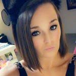 Danielle Mutz's Instagram, Twitter & Facebook