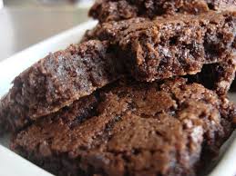 Esse Brownie E Delicioso E Facil De Fazer Derrete Na Boca Ingredientes 2x De Acucar 1x De Manteiga 2cc De Baunilha 3 Ovos 3 4 Brownie Baunilha Manteiga
