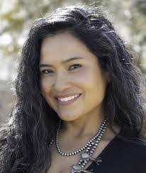 Allison Back's Instagram, Twitter & Facebook