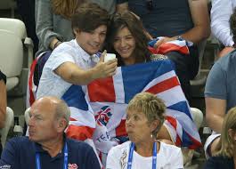 Pop vocalist and member of one direction who shot to stardom after an appearance on the x factor. Louis Tomlinson And Eleanor Calder S Relationship Timeline Popsugar Celebrity