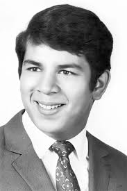 Hi, all my dad, Larry Mumma of Chemawa junior high wishes to say hi he's  still around however, we don't know how much longer just wanted to stay in  touch with anyone