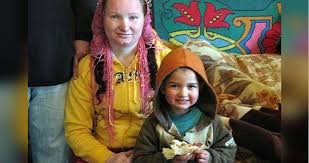 Însă, există și cazuri medicale rare, în care fetițe mai mici de în anul 1939, lina medina devenea cea mai tânără mămică din lume, la vârsta de doar 5 ani și 7 luni. Cea Mai TanÄƒrÄƒ BunicÄƒ Din Lume Este O RomancÄƒ È™i Are Doar 23 De Ani ConstanÈ›a De Azi