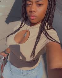 Brianna Lewis-Newell (@its_justboujee) • Instagram photos and videos