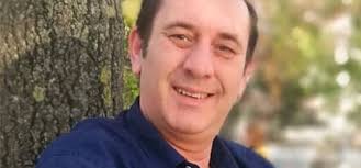 Keşke her şair bir ahmet arif olsa, cemal süreyya'da olur aslında. 8vgwwnb3ix Xim