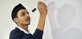 صفات معلم اللغة العربية موضوع