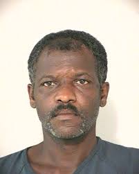 Fulshear police arrest, charge man with aggravated robbery in Weston Lakes 