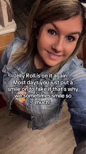 #greenscreen #fyp #foryoupage❤️❤️ #☀️🌻☀️🌻 #jellyroll #music #newsong  #smile #fakeittillyoumakeit #alwayssmile #sometimes