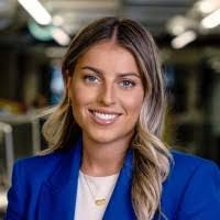 Emma Olsen's Instagram, Twitter & Facebook