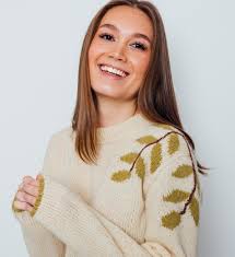 Várdagur í Navia SMS 1. Mai 🪻🌷🌱 Øll vøra -20% Opið frá 10-22 Vit  síggjast í Navia SMS 🤗 • Tilboðið er einans galdandi í Navia SMS vegna  Várdagar í SMS •