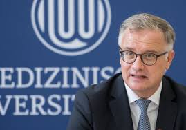 Mit der allgemeinmedizinerin katharina reich gibt es nun einen chief medical officer, was dem früheren generaldirektor für die. Das Sind Die Neuen Mitglieder Des Obersten Sanitatsrats