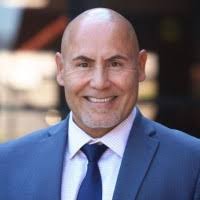 500+ "Hector C." profiles