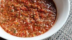 Makanan tradisional ini selalu dimakan bersama nasi kerabu. Sambal Nasi Kak Wook Yang Original Azie Kitchen