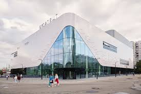 A walk around budapest's historic architecture. Rajonnyj Centr Budapesht V Svao Otkryt Dlya Posetitelej