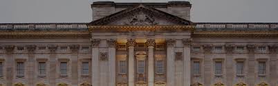 Buckingham palace is home to over 775 rooms, 19 of these are state rooms along with 52 official royal bedrooms and guest rooms. Buckingham Palace London Attractions Big Bus Tours
