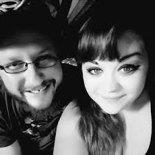 Jennifer Shea and Aaron Schmucker's Wedding Registry