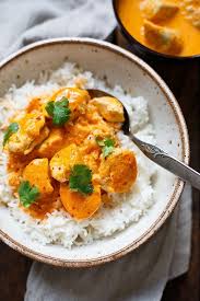 Einfaches Chicken Curry Mit Kokosmilch 30 Minuten Kochkarussell Recipe Indian Food Recipes Coconut Milk Curry Curry Chicken