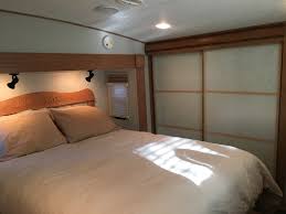 12 Mirror Closet Sliding Door Makeover Ideas Rv Inspiration Remodel Bedroom Small Bedroom Remodel Guest Bedroom Remodel