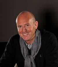 Ad Janssen boeken of inhuren