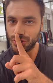 Hey my beautiful angel can I have a rose flower from you 🌹🌹🌹🌹🌹