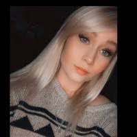 Jessica Bear's Instagram, Twitter & Facebook