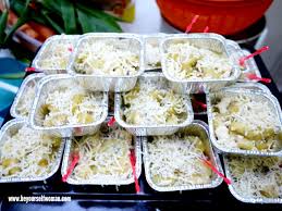 Cemilan tersebut adalah resep sosis gulung spaghetti yang terbuat dari bahan dasar sosis dan spaghetti. 7 Snack Arisan Mudah Dan Cepat Yang Bisa Ibu Buat Sendiri