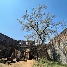 Mahim Fort in Mahim,Mumbai - Forts near ...