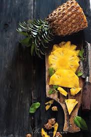 Tina Gravalos Creating Light Studio Branding Shoot Inspiration Ananas Fruits Tropicaux Fruits Exotiques