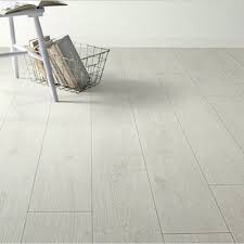 White laminate flooring, white vinyl floors, white wood floors. Advanced White Oak Kronotex Laminate Buy Online At Flooring Direct