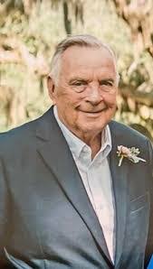 Brett Hightower's Instagram, Twitter & Facebook