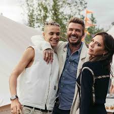 Миа реган для balmain ромео бекхэм на обложке l'umo vogue. Romeo Beckham 18 Voor Het Eerst Op Cover Van Vogue Style Hln Be