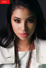 Hành trình nhan sắc của Hoa hậu Phạm Hương: Từ cô gái da nâu tới nữ hoàng  sắc đẹp