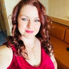 Aimee Pryor's Instagram, Twitter & Facebook