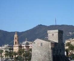 Any point rapallo train station highway a12 golf club christmas market touristic harbor ancient castle on the sea lace museum bagni ariston bagni bristol bagni flora e lido bagni la marina bagni molo bagni pagana bagni porticciolo bagni stella bagni. Castello Di Rapallo Genovametropoli