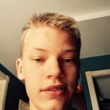 Sean Bolt's Instagram, Twitter & Facebook