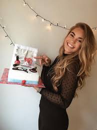 Lotte's parents, bert van der zee & eugeniek van het hul, announced their daughter's death on her instagram page. It S My Birthday Today 19years Lotte Van Der Zee Facebook