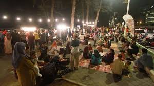Bagi orang shah alam, subang jaya, puchong dan kawasan sekitarnya, tentu sekali menggaru kepala bila tiba hujung minggu atau musim cuti sekolah pendek, nak pergi mana ye? Pantai Batu Buruk Di Terengganu Tempat Menarik Yang Berbaloi Untuk Di Singgahi Tempat Menarik