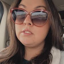 Are there any garage sales with baby boy clothes in Verdigre?