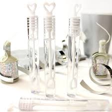 Wie mache ich seifenblasen bzw. Seifenblasen Set In Herzform Fur Deine Hochzeit Online Bestellen Nivani