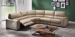 Contemporary reclining sofa is popular and most talked about when it comes to furniture. Recliner Sofas Natuzzi Editions