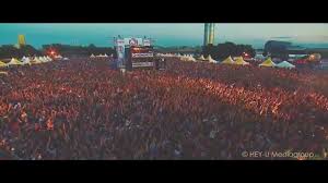 See who's going to donauinselfest 2021 in wien, austria! Das War Das Donauinselfest 2015 Youtube
