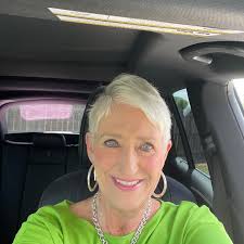 My beautiful mother Doris, and my beautiful Aunt Dorothy as little girls.  Identical twins from London Kentucky. Miss you both so much!