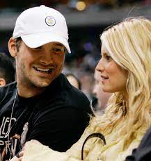 Jessica told tony nothing happened … but romo didn't buy her story because … well. Jessica Simpson And Tony Romo Caught Shopping For Engagement Rings East Bay Times