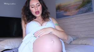 Girlfriend eats boyfriend - ThisVid.com