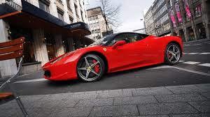 Ferrari Turning Heads While Making A Turn Downtown Ferrari Italia Sports Cars Luxury Ferrari Car